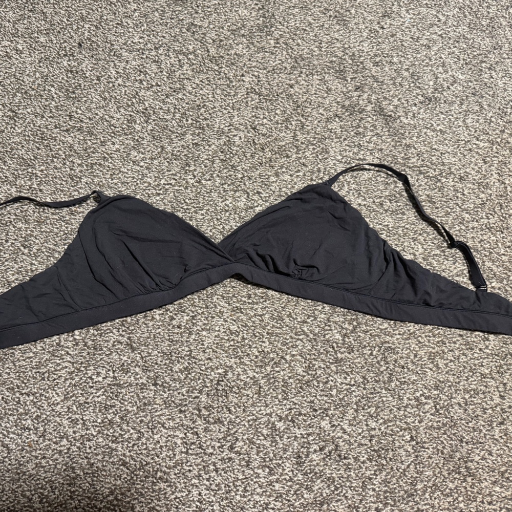SKIMS Black Triangle Soft Bralette